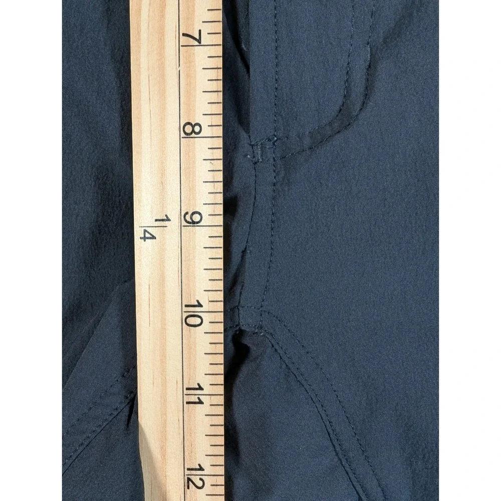 Mountain Hardwear Mens Black Hiking Pants 3/4Size M Belted Outdoor Cropped 33x22